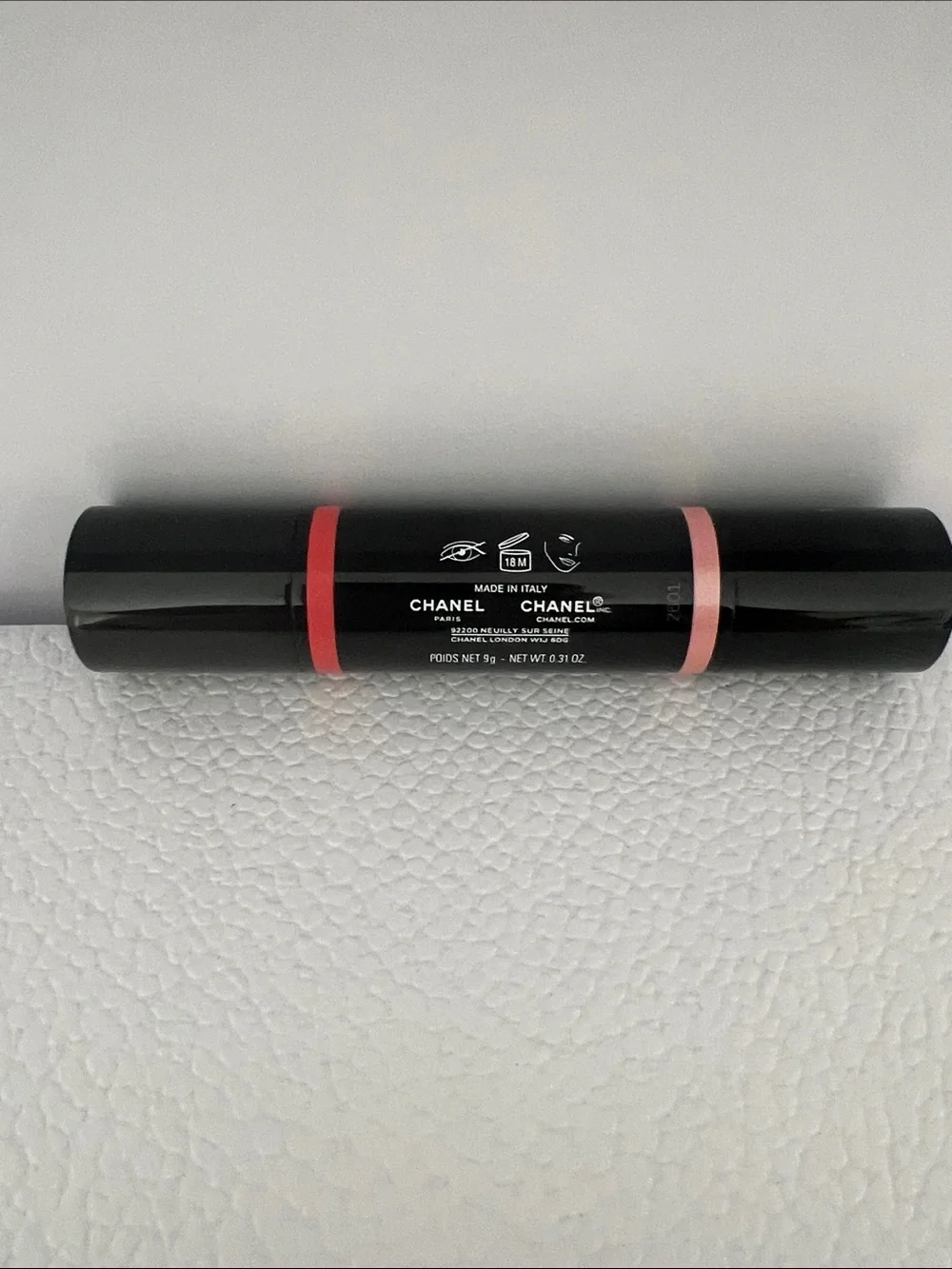 CHANEL Duo De Baumes -  Multi-usage Duo Stick in Gentle Glow
